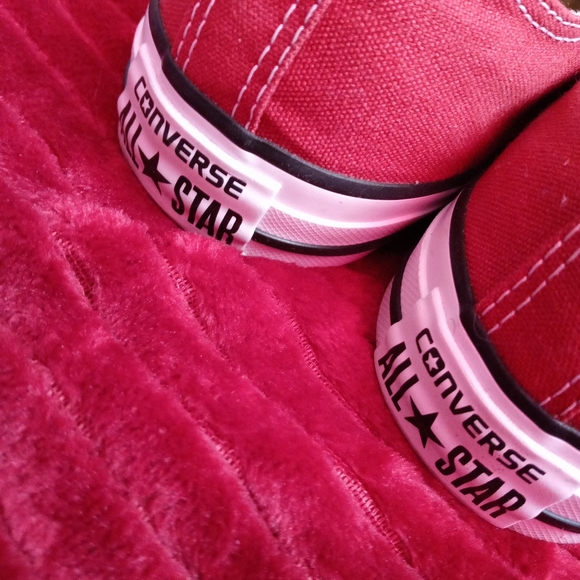 Shoes - Picture 2 of 15